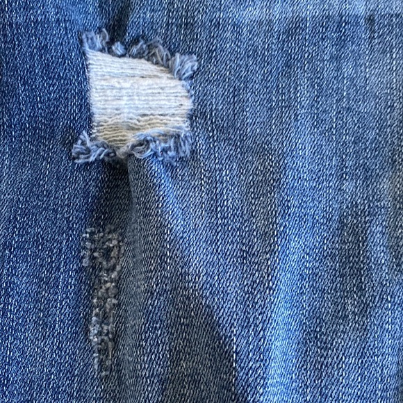 Zara Men’s 34X 25 button fly distressed jeans with bandanna accent - Picture 8 of 13